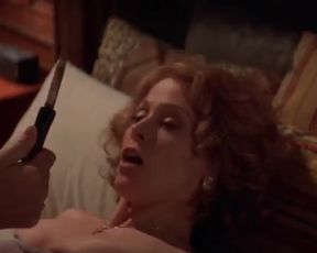 Sexy Jennifer Love Hewitt, Sigourney Weaver Sexy - Heartbreakers (2001) TV show scenes