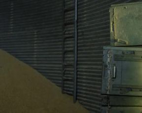 Sexy Heather Graham, Maika Monroe Sexy - At Any Price (2012) TV show scenes