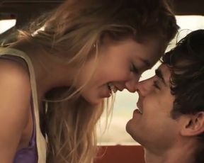 Sexy Heather Graham, Maika Monroe Sexy - At Any Price (2012) TV show scenes