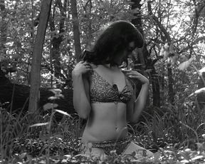 Hot scene Gretchen Mol nude - The Notorious Bettie Page (2005) 
