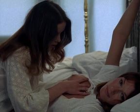 Retro erotic video - Glissements progressifs du plaisir (1973)