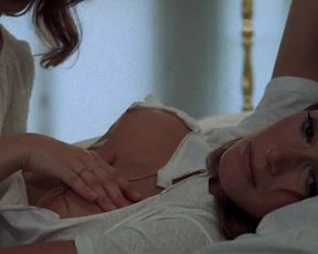 Retro erotic video - Glissements progressifs du plaisir (1973)