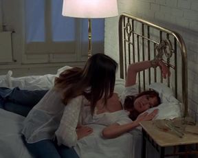 Retro erotic video - Glissements progressifs du plaisir (1973)