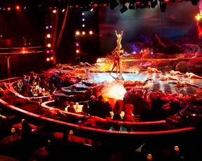 Elizabeth Berkley Sex Scene - Showgirls (1995)