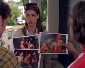 Odessa Munroe, Tracy Trueman nude - Saving Silverman (2001)