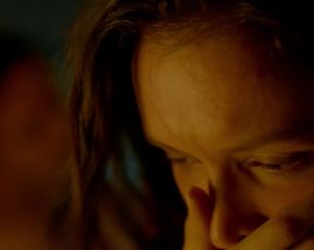 Paulina Andreeva nude - Sarancha (2014)