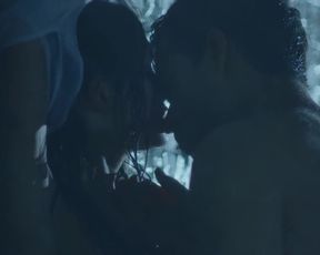 Paulina Andreeva nude - Sarancha (2014)