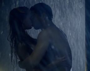 Paulina Andreeva nude - Sarancha (2014)