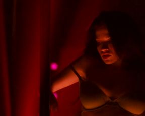 Naked scene Sarah Hay, Emily Tyra - Flesh and Bone (2015 ) s01e02-03 TV show nudity video