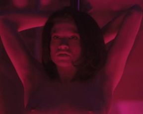 Naked scene Sarah Hay, Emily Tyra - Flesh and Bone (2015 ) s01e02-03 TV show nudity video