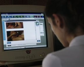 Natalia Dyer Sexy - Yes, God, Yes (2017) Short movie