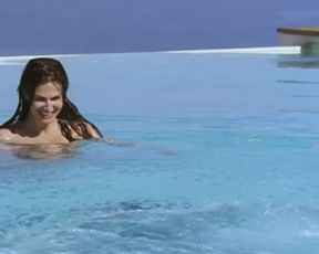 Actress Helena Noguerra nude -Helena Noguerra S03E07 (2010) Nudity and Sex in TV Show