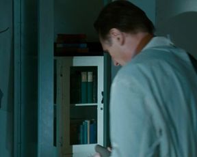 Sexy Christina Ricci nude - After Life (2009) 