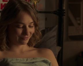 Deborah Francois Nude - Loue Moi (2017)