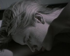 Kelly Lynch - Warm Summer Rain (1989)