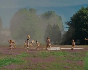 Nude woodstock Woodstock Fashion:
