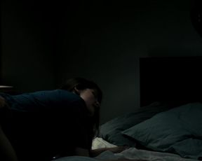 Hot scene Laetitia Casta nude - DO NOT DISTURB 