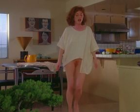 Naked scenes Julianne Moore - Short Cuts (1993)