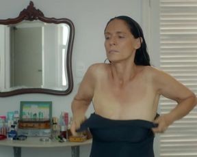 Barbara Colen and Sonia Braga - Aquarius (2016)