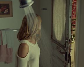 Celebrity Lesbian Video - Tatiana Maslany, Ksenia Solo - Orphan Black s03e07 (2015) 