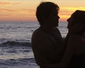 Naked scene Lyndsy Fonseca, Paget Brewster naked - Down Dog s01e01 (2015) TV show nudity video