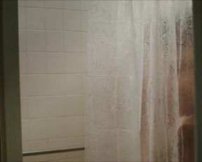 Naked scene Lyndsy Fonseca, Paget Brewster naked - Down Dog s01e01 (2015) TV show nudity video