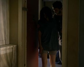 Naked scene Joanna Going, Kiele Sanchez - Kingdom s01e06 (2015) TV show nudity video