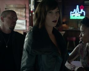 TV show scene Isidora Goreshter, Sasha Alexander - Shameless s06e04 (2016) 