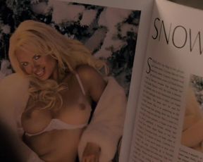 Irina Voronina, Nathalie Walker, Kim Knight, LoriDawn Messuri - Towelhead (2007)