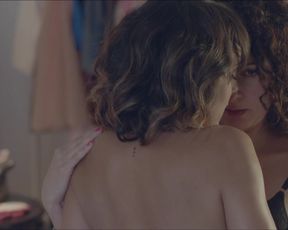 Candela Pena, Claudia Perez Esteban - Kiki, el amor se hace (2016)