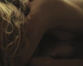 Agnieszka Podsiadlik, Pheline Roggan - Jak calkowicie zniknac (2014)