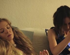 Agnieszka Podsiadlik, Pheline Roggan - Jak calkowicie zniknac (2014)