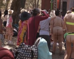 Naked scene Amy Landecker, Gaby Hoffmann - Transparent S02E07-10 (2015) HD 720 (Nude, Bush) TV show nudity video