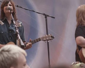 Naked scene Amy Landecker, Gaby Hoffmann - Transparent S02E07-10 (2015) HD 720 (Nude, Bush) TV show nudity video