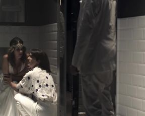 Actress Amy Landecker, Gaby Hoffmann - Transparent S02E01-04 (2015) Nudity and Sex in TV Show