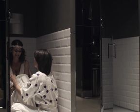 Actress Amy Landecker, Gaby Hoffmann - Transparent S02E01-04 (2015) Nudity and Sex in TV Show