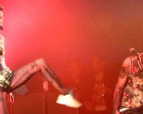 Jennifer Weist ‘Jennifer Rostock Hexenrock (live) (2015)’ (Tits)