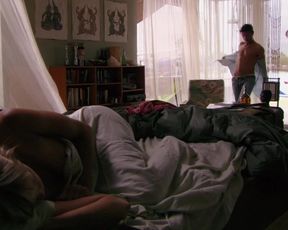 Mircea Monroe - Into the Blue 2 (2009)