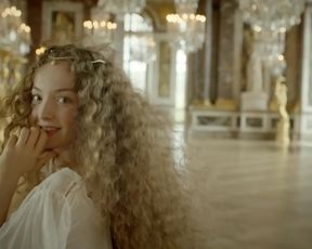 Naked scene Noemie Schmidt, Alexia Giordano nude - Versailles S01E01-02 (2015) TV show nudity video