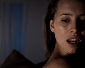 Isild Le Besco - Les brigands (2015)