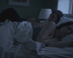 TV show scene Melanie Lynskey nude - Togetherness S01 BR (2015) 