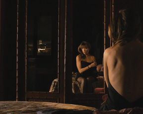 Celebs Sophie Marceau, Monica Bellucci - Ne te retourne pas (2009)