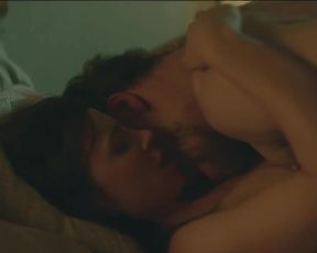 Celebs Aylin Tezel - Die Informantin (2016) HD 720 (Sex, Nude)