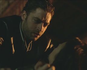 Celebs Aylin Tezel - Die Informantin (2016) HD 720 (Sex, Nude)