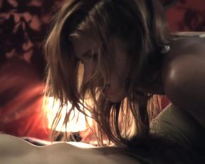 Celebrity Lesbian Video - Lauren Schneider & Amanda Fuller & Jennifer Lynn Warren - Creature (2011) 