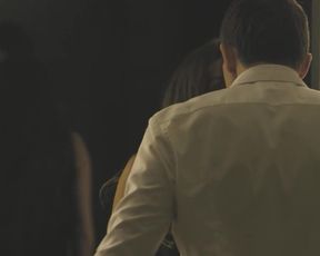 Naked scene Riley Keough, Kate Lyn Sheil nude - The Girlfriend Experience S01E02 (2016) TV show nudity video