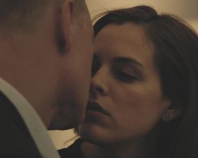 Naked scene Riley Keough, Kate Lyn Sheil nude - The Girlfriend Experience S01E02 (2016) TV show nudity video
