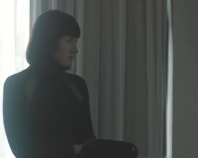 Naked scene Riley Keough, Kate Lyn Sheil nude - The Girlfriend Experience S01E02 (2016) TV show nudity video