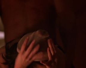 Linda Fiorentino - Jade (1995)