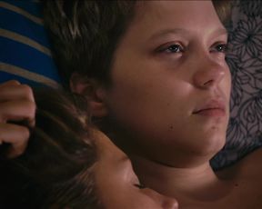 Adele Exarchopoulos & Léa Seydoux - Blue Is The Warmest Color (2013)